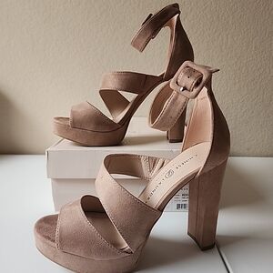 Chinese Laundry Riddle Heels Dark Nude Ankle Strap Fine Suede Size 7.5